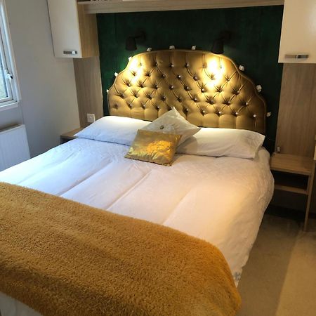 Seabreeze, Utopia, Walking Distance To Beach, 5 Star Shorefield Country Park, Milford On Sea, Shorefield Road, So41 0Lh, United Kingdom Exteriör bild